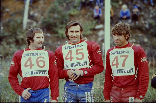 Venäjä vas. Vladimir Kavinov, Gennady Moiseev ja Valeri Korneev